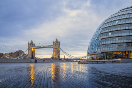 Sur de Londres con el Puente de la Torre y el Ayuntamiento