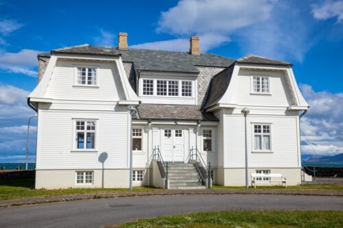 Casa Hofdi en el barrio Tun de Reikiavik